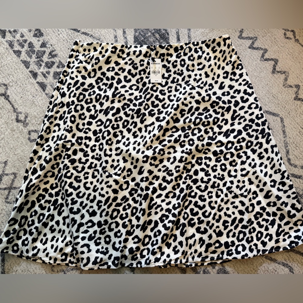 Express Leopard Print Skirt, midi, NWT